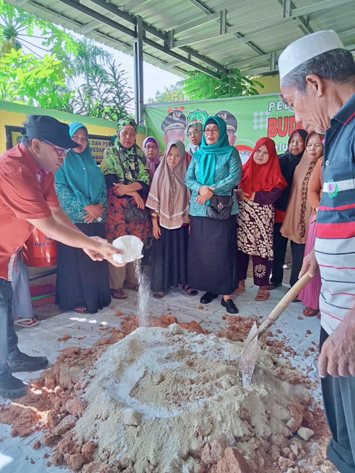 Tingkatkan Perekonomian dan UMKM, Kel. Sidomulyo Gelar Pelatihan Budidaya Jamur